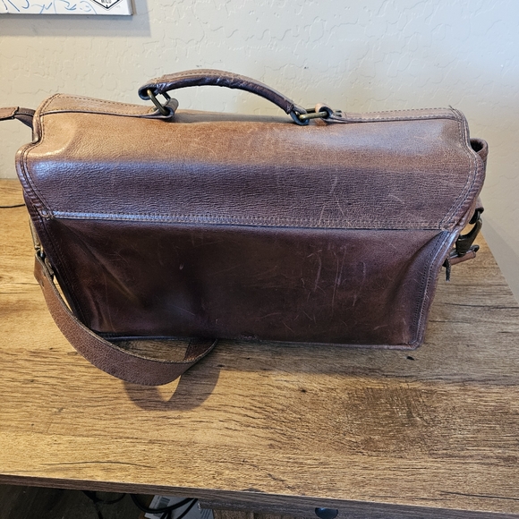Buffalo Jackson Trading Co. Leather Briefcase - Picture 4 of 8